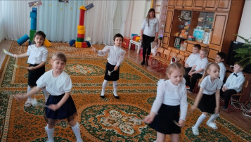 ЖДУТ НАС БЫСТРЫЕ РАКЕТЫ ДЛЯ ПОЛЁТОВ ПО ПЛАНЕТАМ ЖДУТ НАС БЫСТРЫЕ РАКЕТЫ ДЛЯ ПОЛЁТОВ ПО ПЛАНЕТАМ.